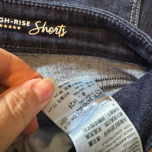 Signature Levi Strauss High-Rise‎ Denim Shorts - Dark Wash Distressed Size 8/29W - Picture 7 of 9